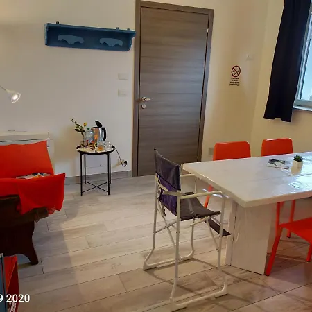 Madonna Degli Airali Bed & Breakfast *