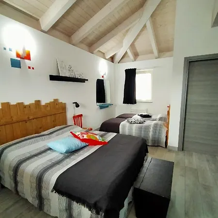 Madonna Degli Airali Bed & Breakfast