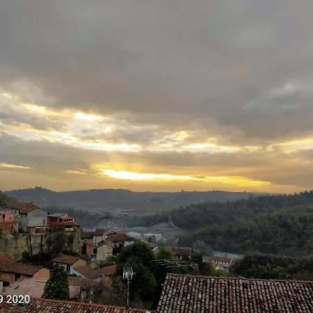 Madonna Degli Airali Bed & Breakfast Vezza d'Alba