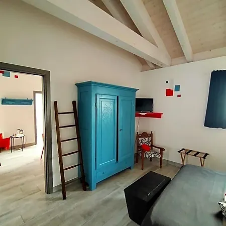 Couette-café Madonna Degli Airali 4*