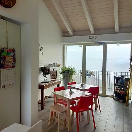 Couette-café Madonna Degli Airali Vezza d'Alba