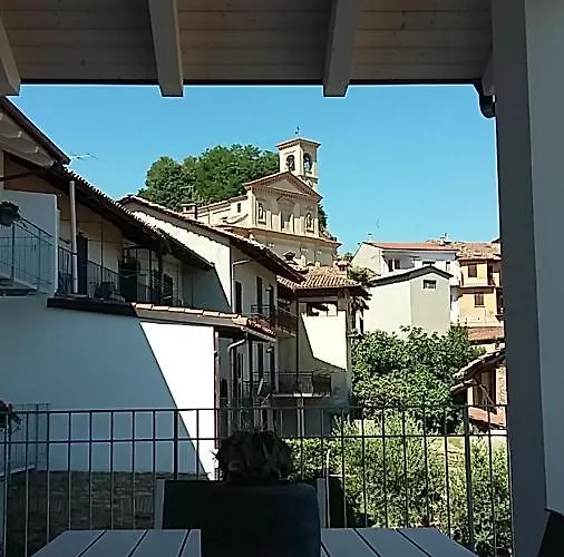 Madonna Degli Airali Oda ve Kahvaltı