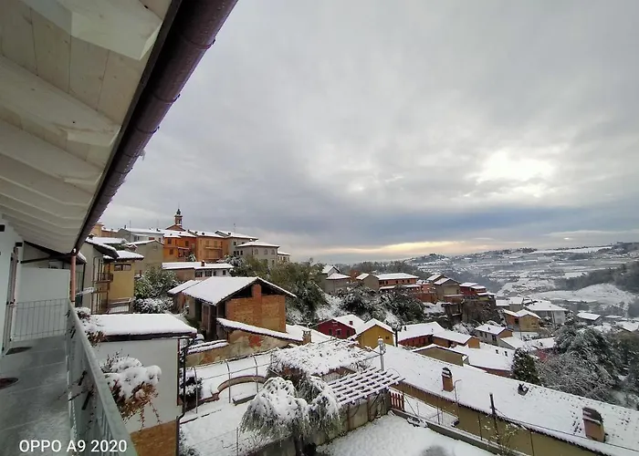 Madonna Degli Airali Oda ve Kahvaltı 4*